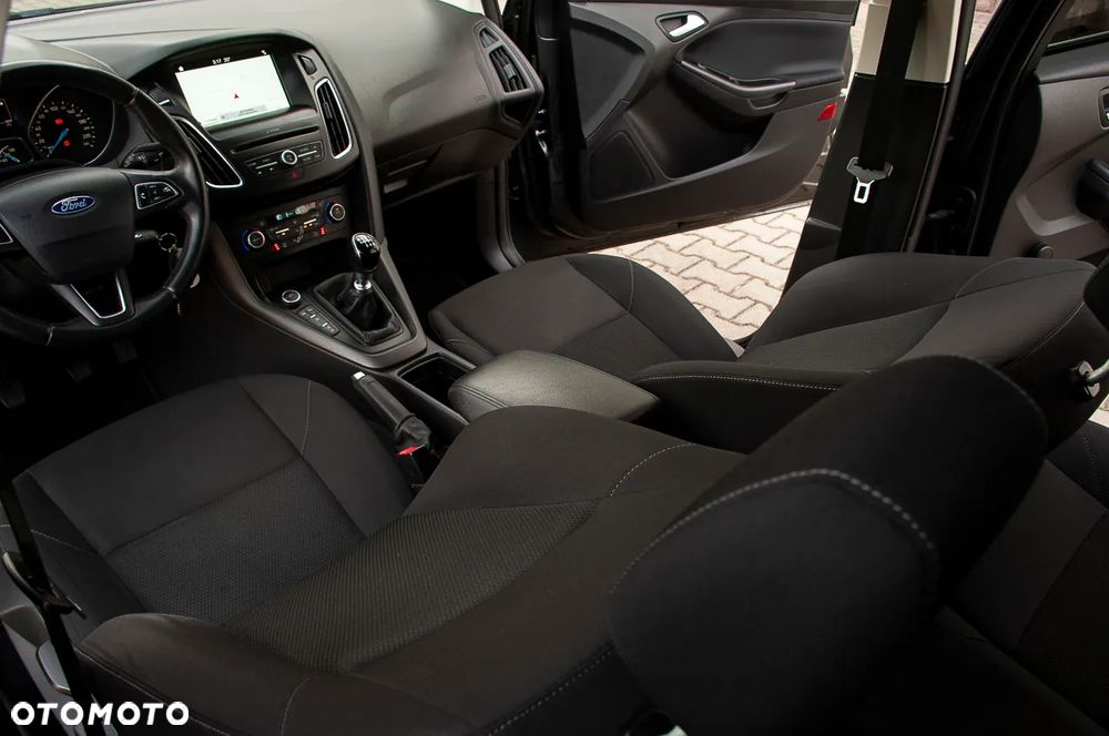 Ford Focus 1.5 EcoBoost Titanium ASS - 17