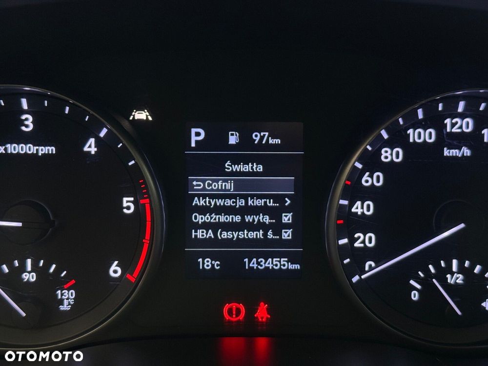 Hyundai i30 1.6 D Comfort DCT - 35