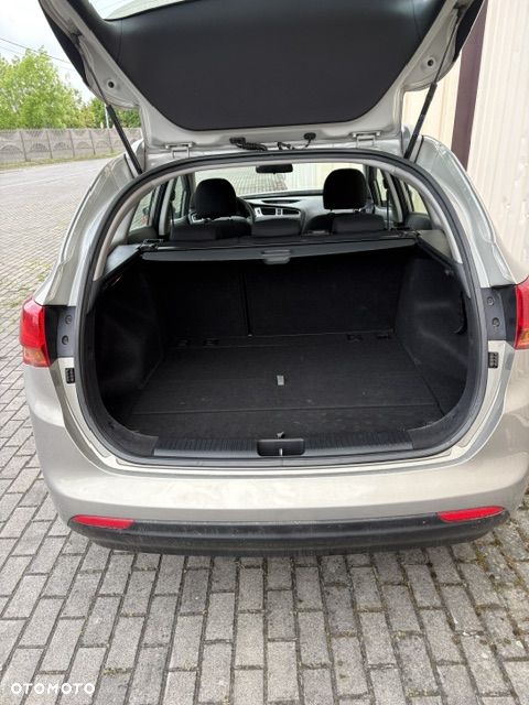 Kia Ceed 1.6 CRDi M - 12