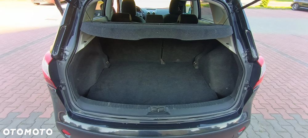 Nissan Qashqai 1.6 dCi Visia S&S - 26