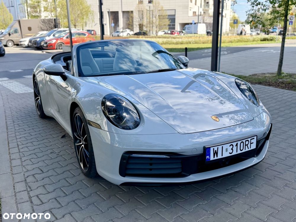 Porsche 911 Carrera 4S - 7