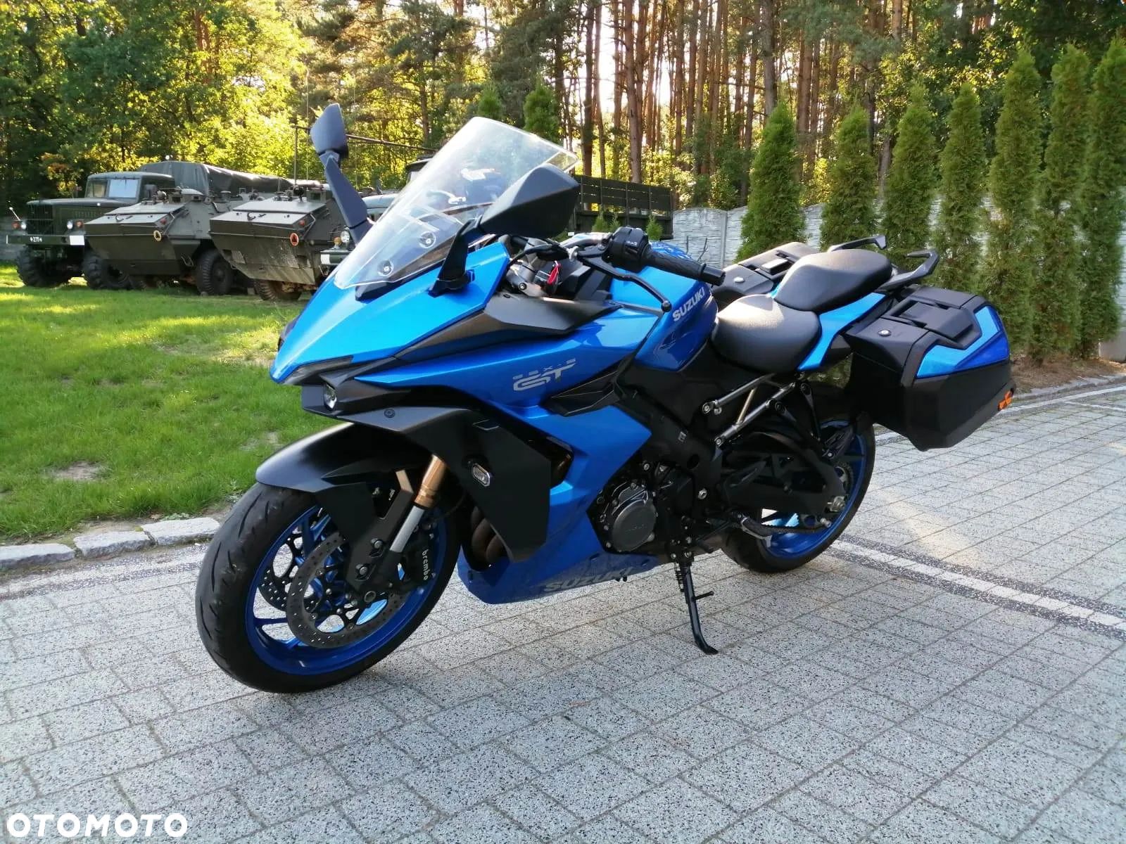Suzuki GSX - 1