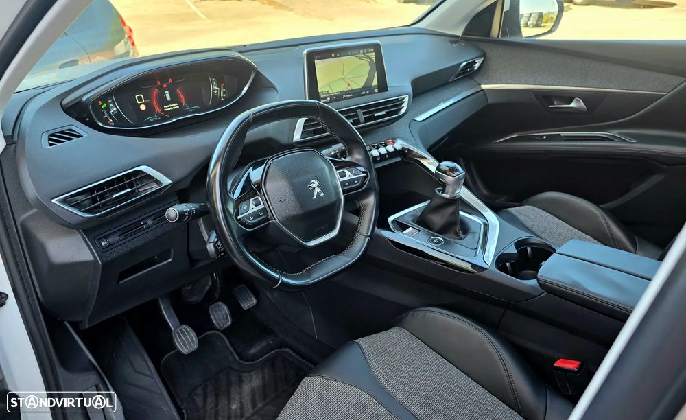 Peugeot 3008 PureTech 130 Stop & Start GPF Allure - 9