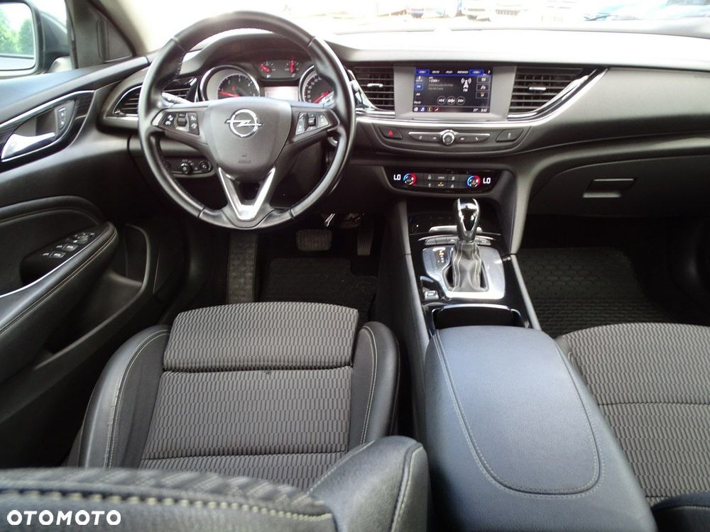 Opel Insignia - 9