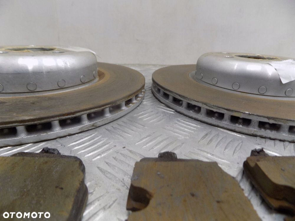 BMW G20 G05 G07 G06 TARCZE HAMULCOWE KLOCKI TYŁ 6880079 - 2