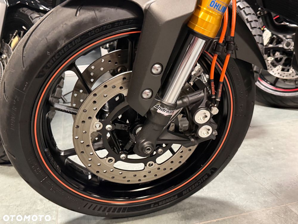 Yamaha MT - 38