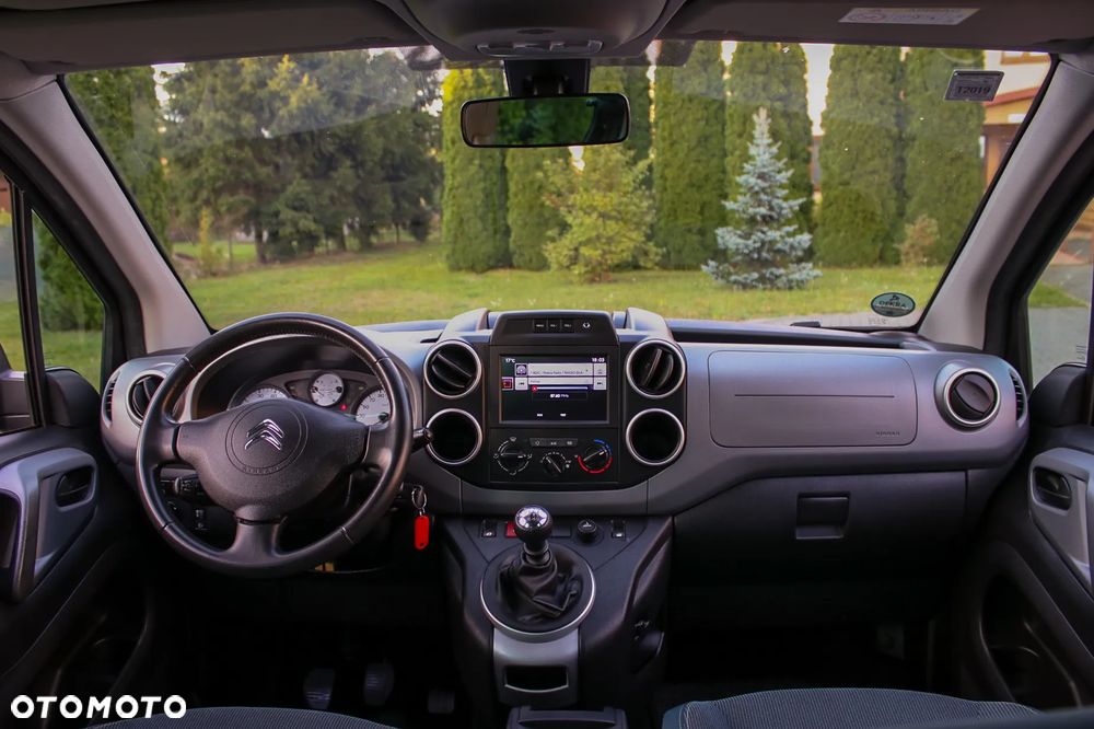 Citroën Berlingo Multispace BlueHDi 120 S&S SHINE - 17
