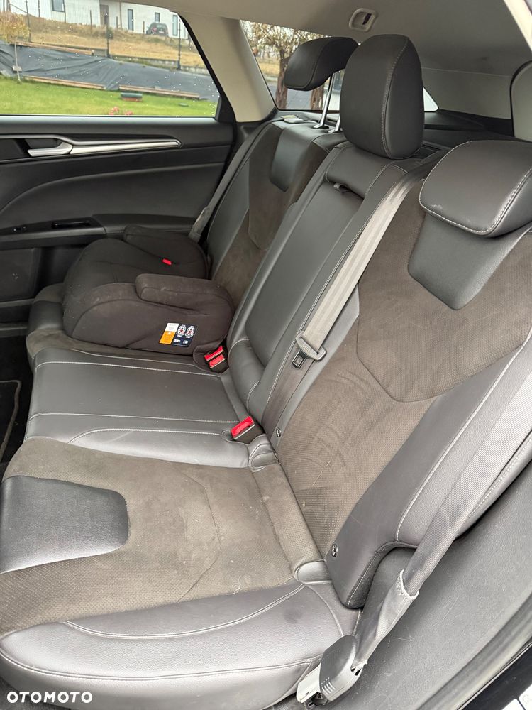 Ford Mondeo 2.0 TDCi Titanium PowerShift - 18