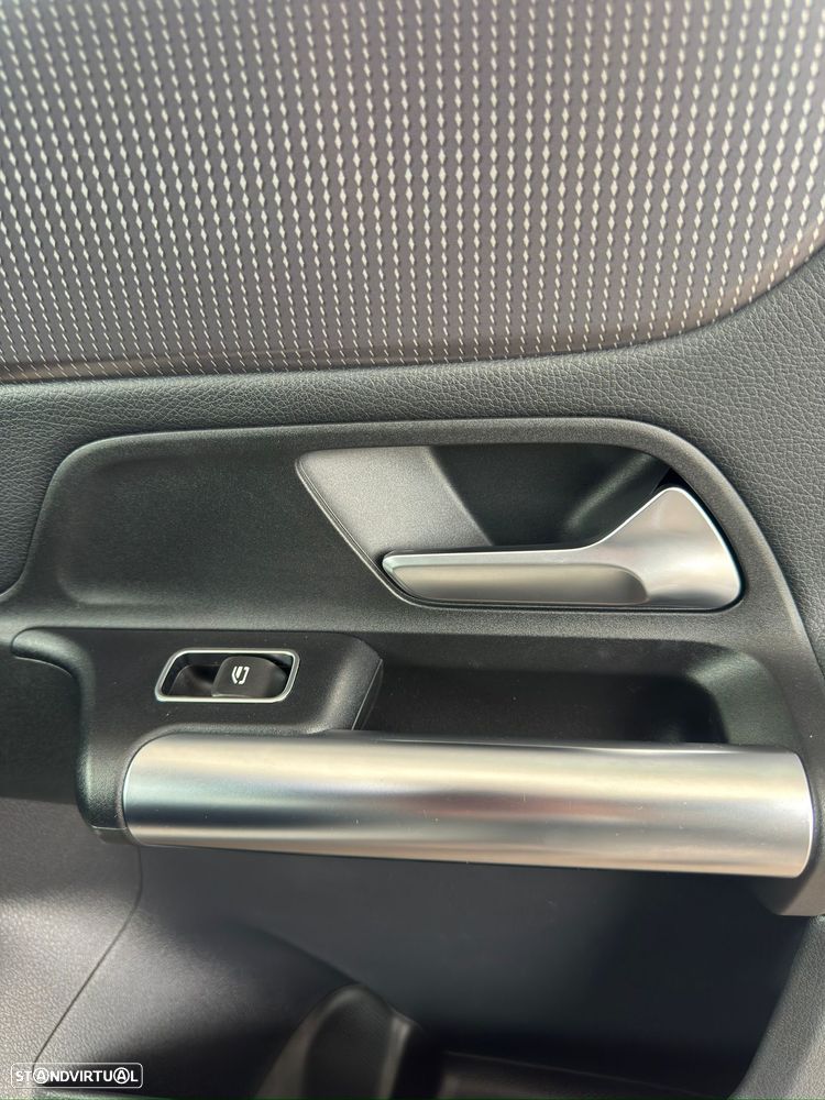Mercedes-Benz GLA 250 e 8G-DCT Edition Plug-in-Hybrid - 19