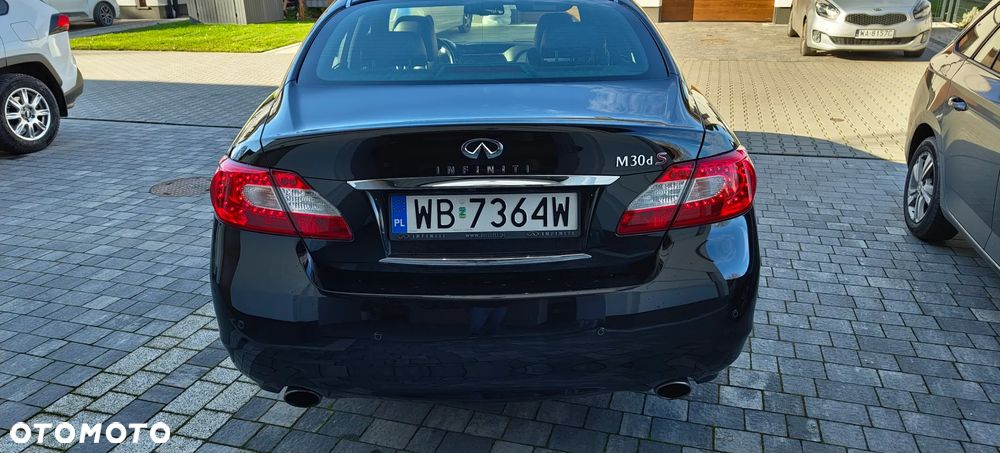 Infiniti M M30d S Premium - 4