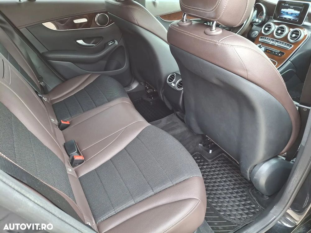 Mercedes-Benz GLC Coupe 250 4MATIC - 12
