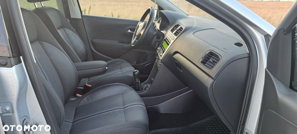 Volkswagen Polo - 13