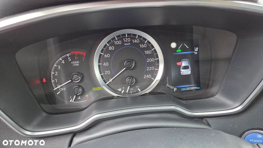 Toyota Corolla 1.8 Hybrid Comfort - 18