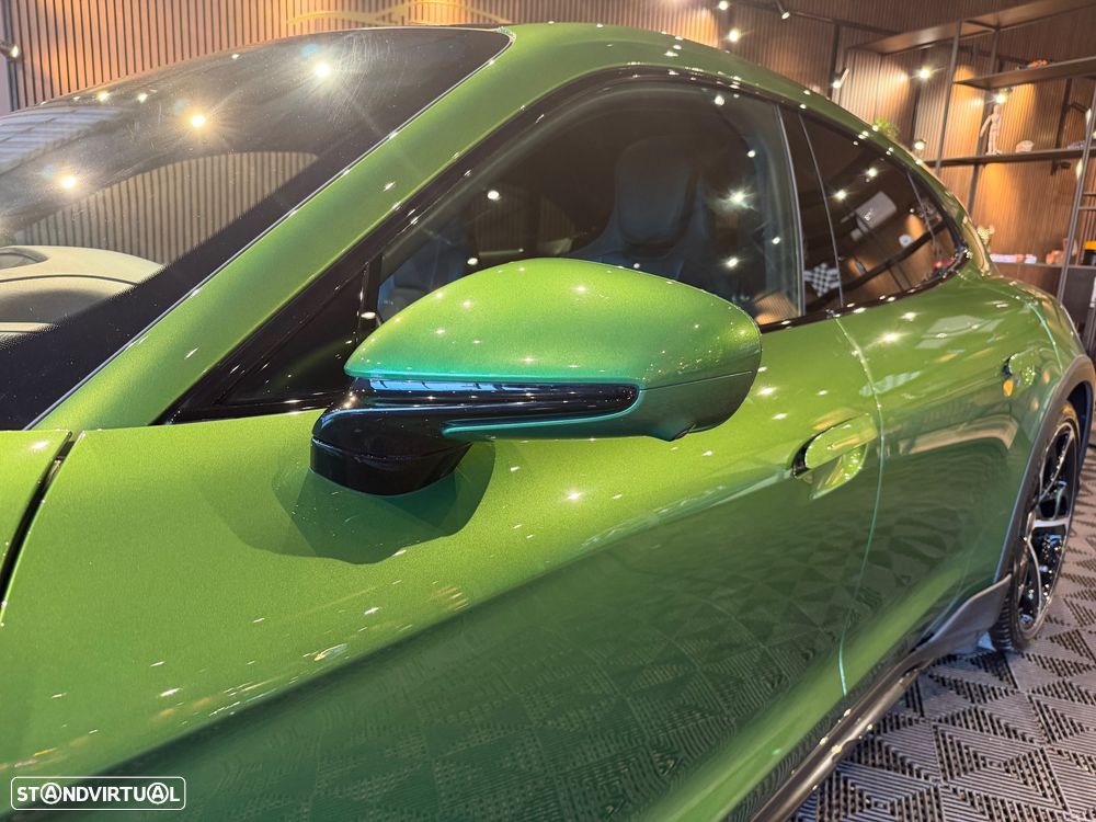 Porsche Taycan Cross Turismo 4S - 14