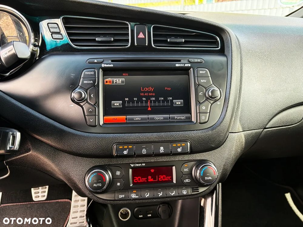 Kia Ceed 1.6 T-GDI GT - 36