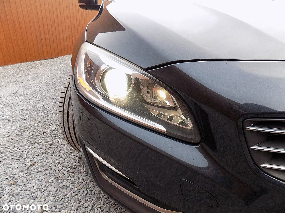 Volvo V60 Cross Country D3 Kinetic - 25