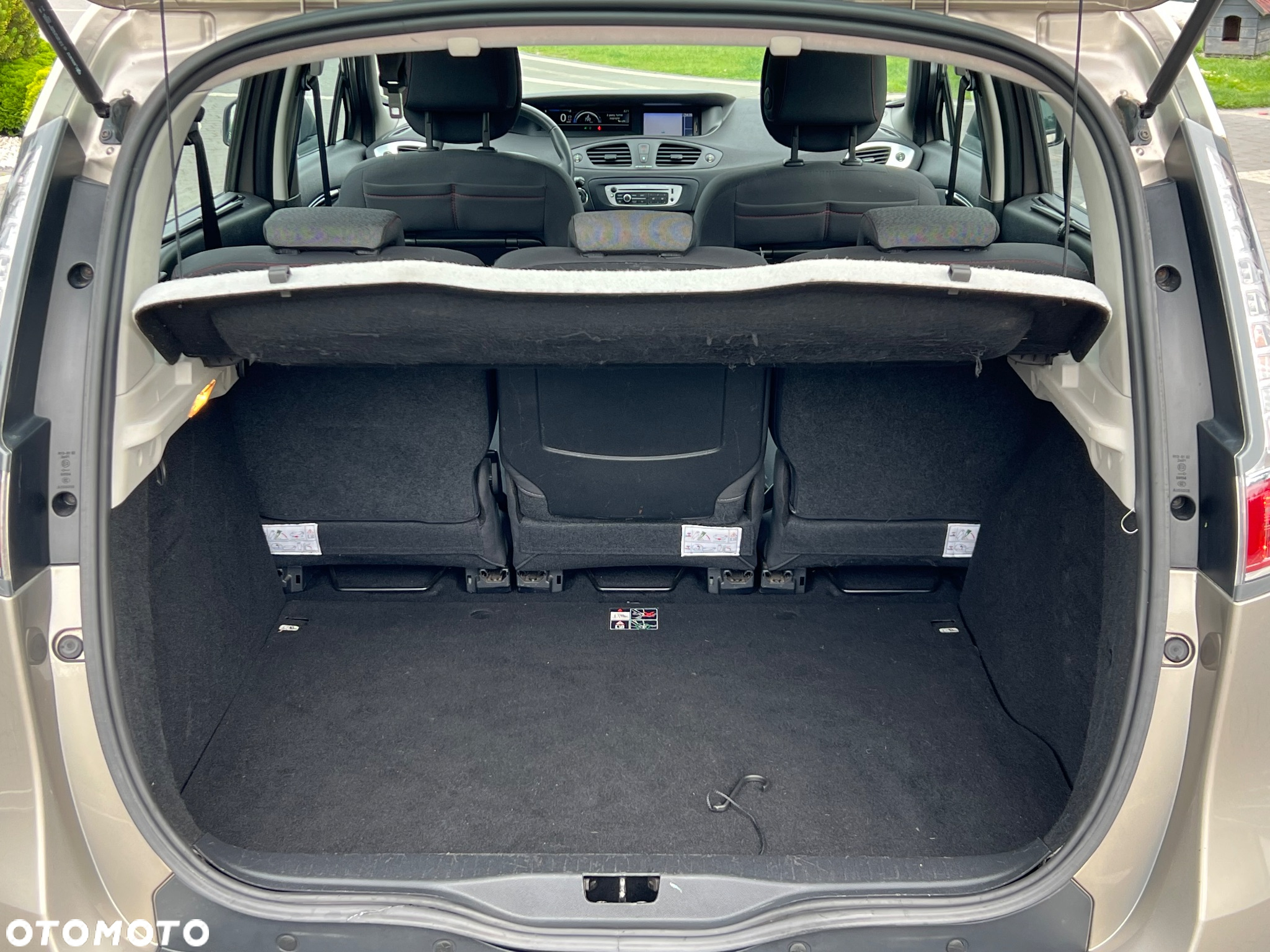 Renault Scenic 1.6 16V TomTom Edition - 35