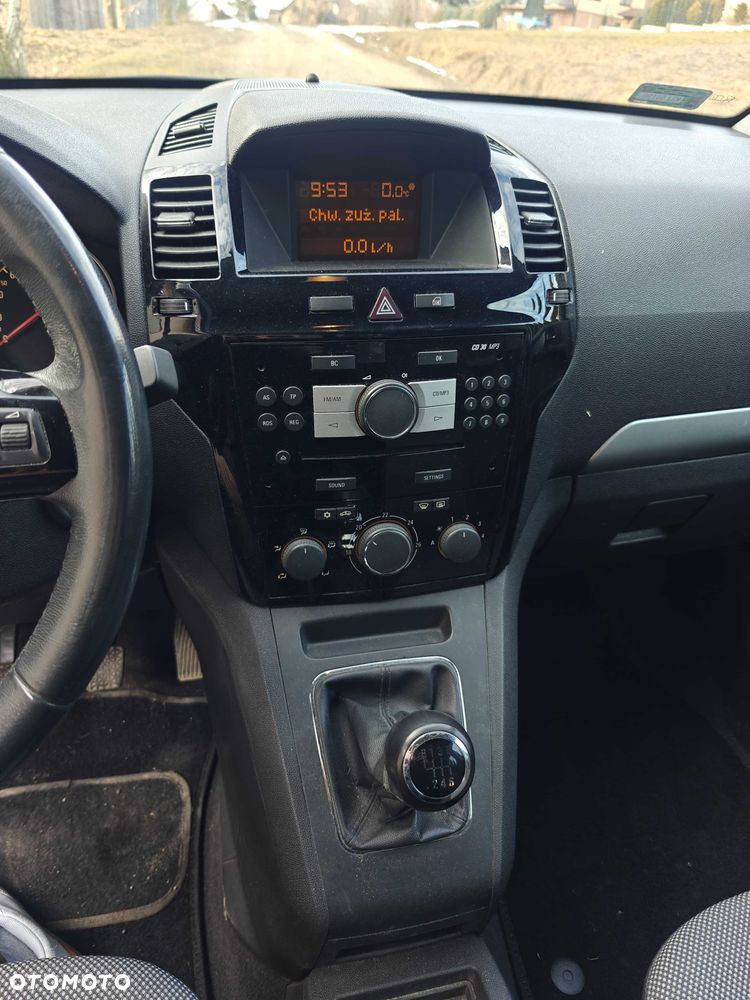 Opel Zafira - 6