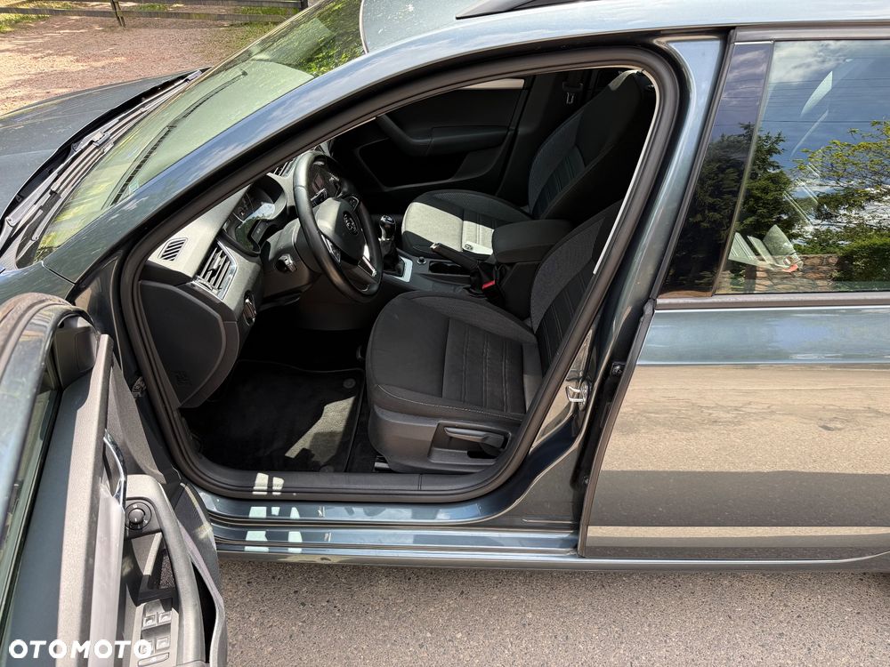 Skoda Octavia 1.4 TSI Drive - 7