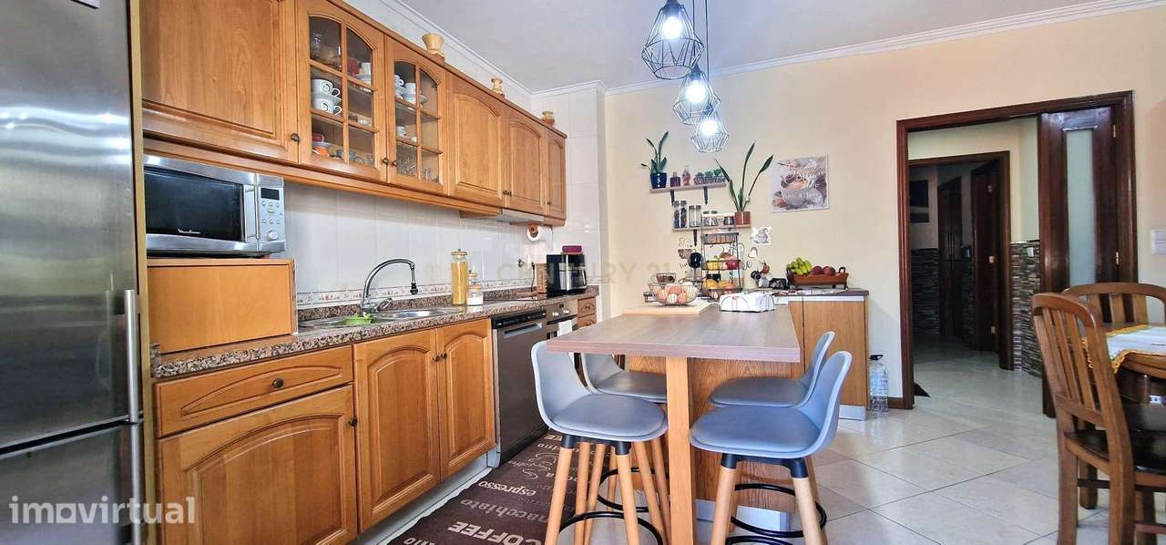 Apartamento T2 - Sta. Maria de Lamas - Grande imagem: 3/13