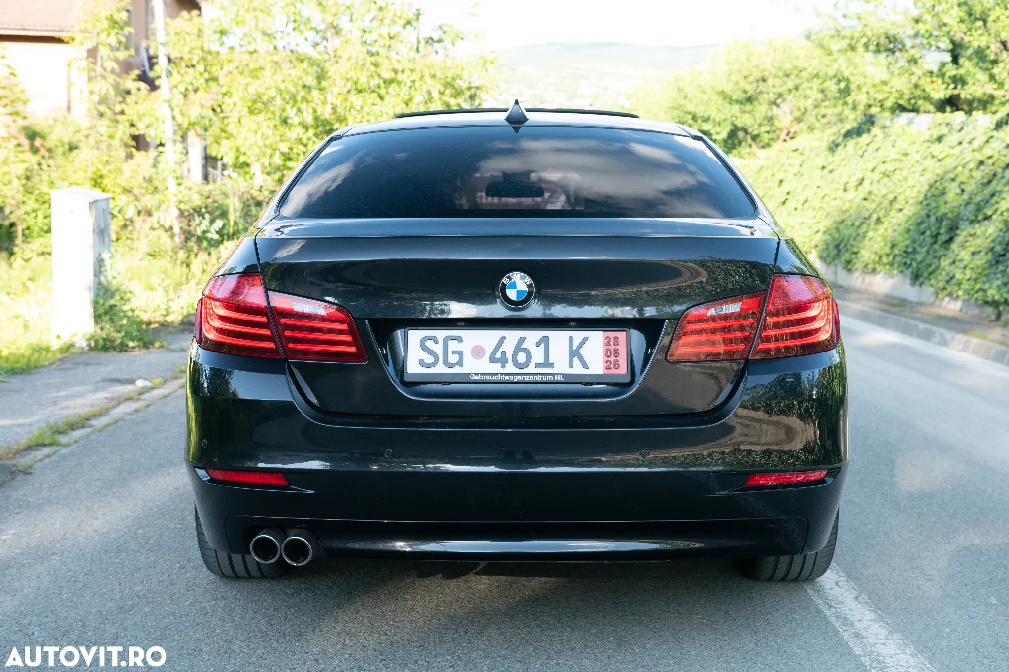 BMW Seria 5 520d xDrive - 15