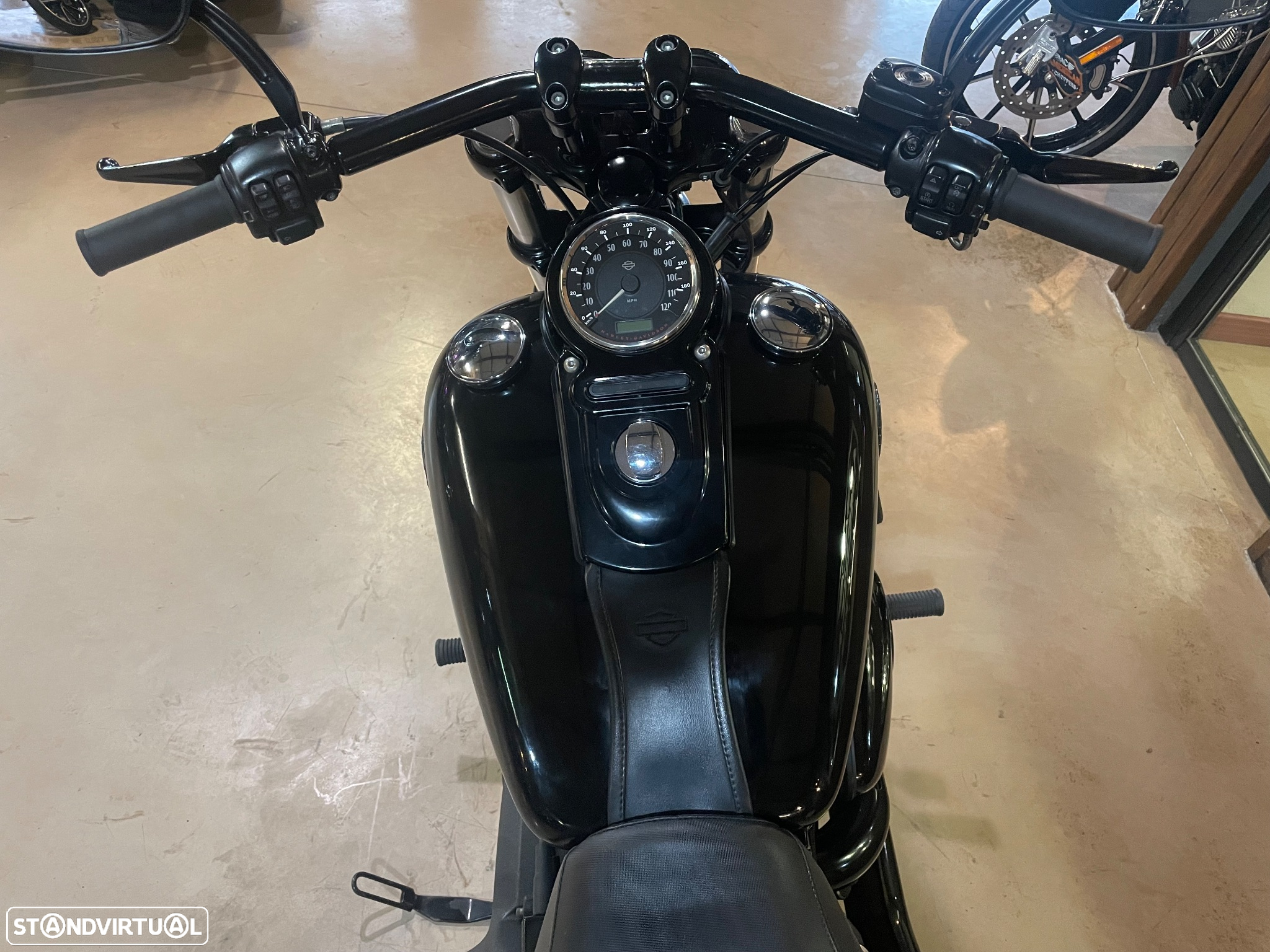 Harley-Davidson FXDF Fat Bob - 4