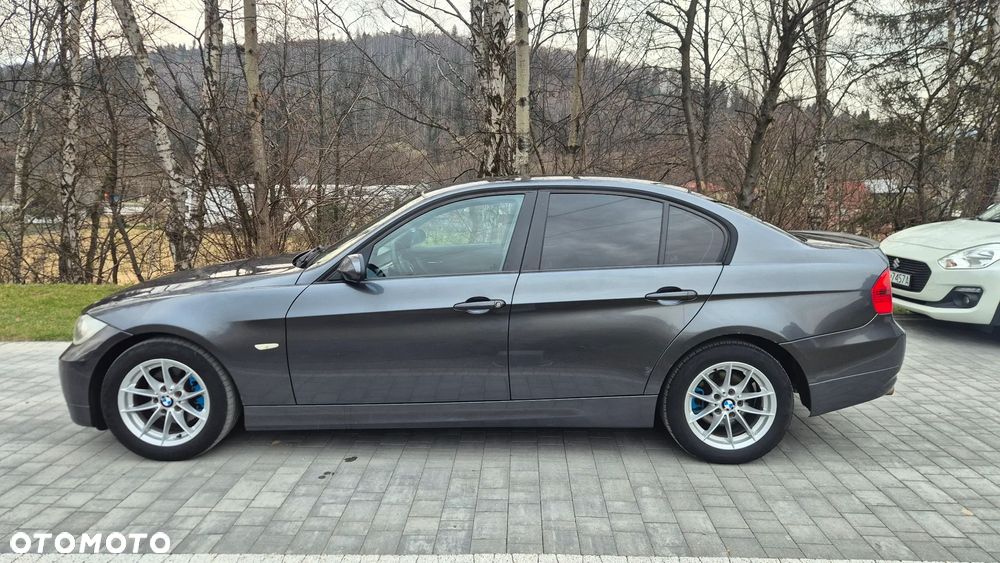 BMW Seria 3 318d DPF - 10