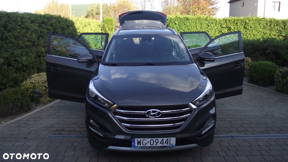 Hyundai Tucson 1.6 GDI BlueDrive Design 2WD - 23