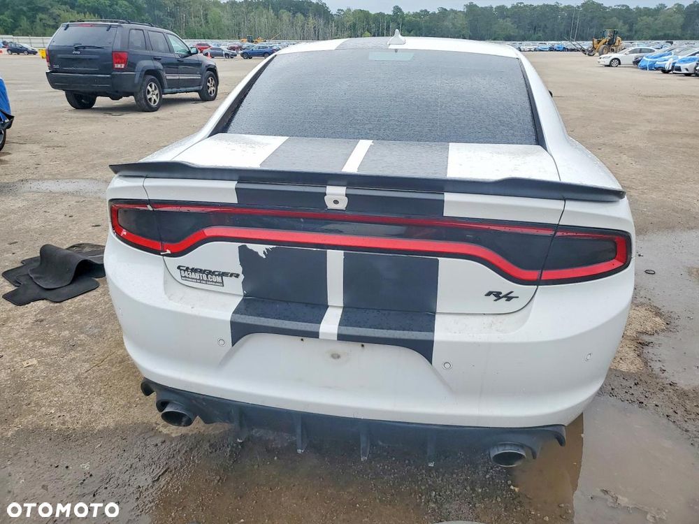 Dodge Charger - 6