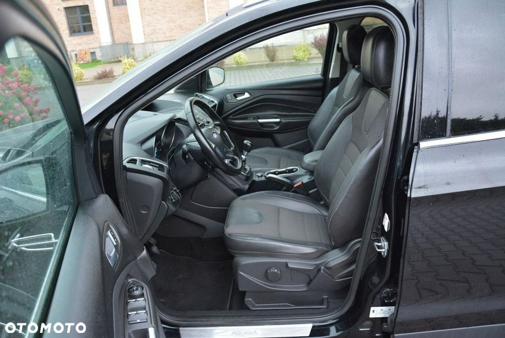 Ford Kuga 2.0 TDCi FWD Titanium - 18