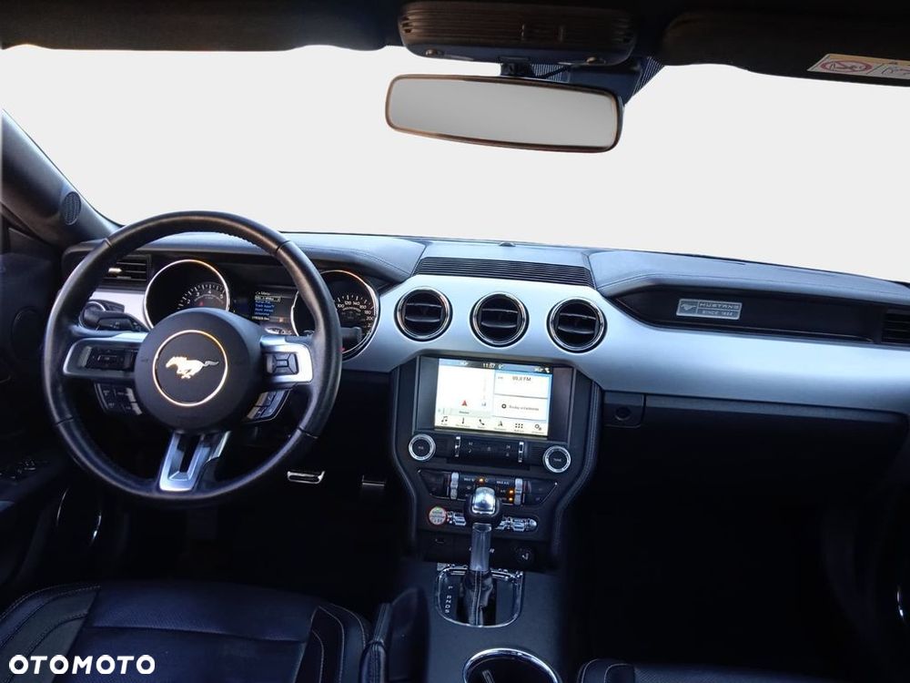 Ford Mustang 5.0 V8 GT - 12