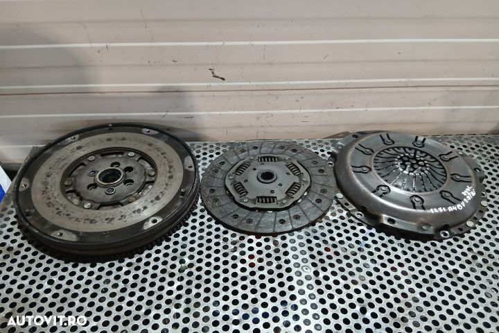 Kit ambreiaj Audi A4 B7 [2004 - 2008] Avant wagon 5-usi 2.0 TDI MT (1 - 1