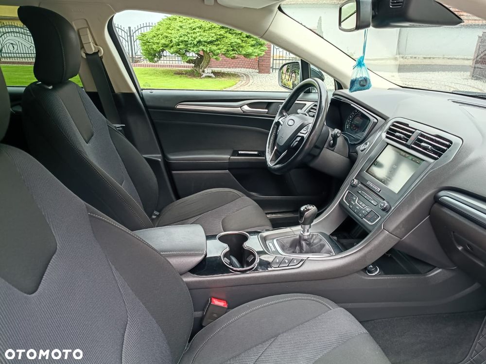 Ford Mondeo 2.0 TDCi ECOnetic Start-Stopp Titanium - 29