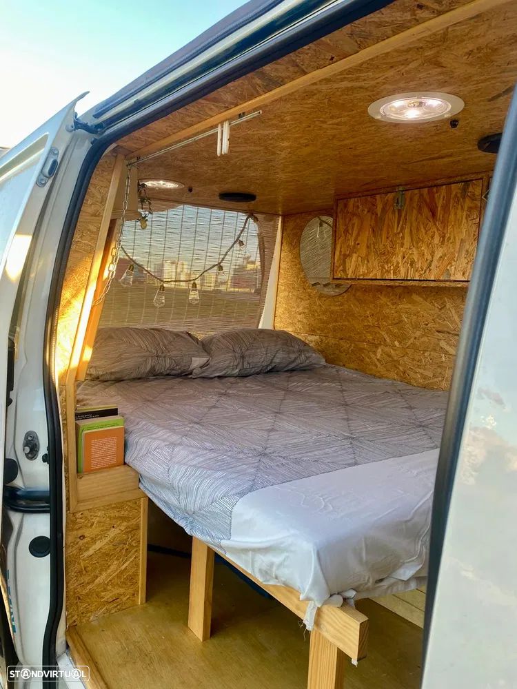 Toyota HiAce 2.5 D-4D Service 2.8T - 9