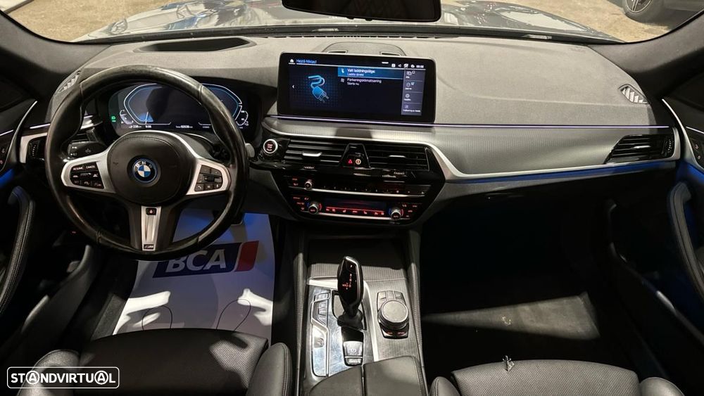 BMW 530 e Pack Desportivo M - 7