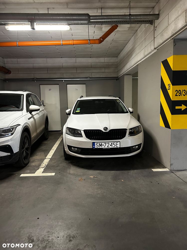 Skoda Octavia 2.0 TDI 4x4 Elegance DSG - 1