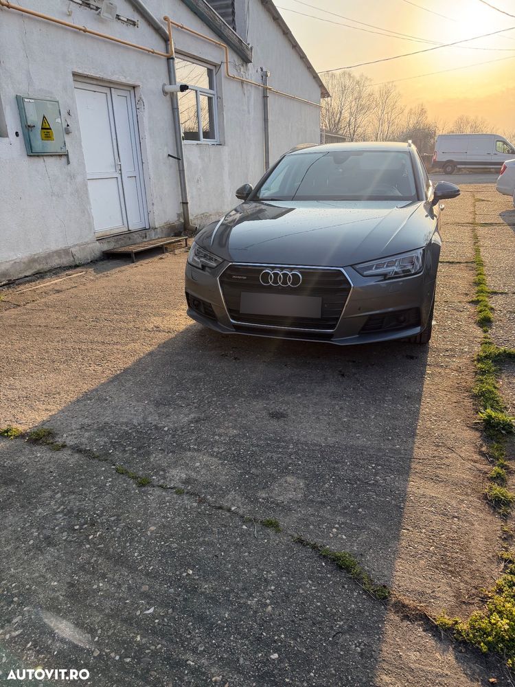 Audi A4 2.0 TDI quattro Stronic - 1