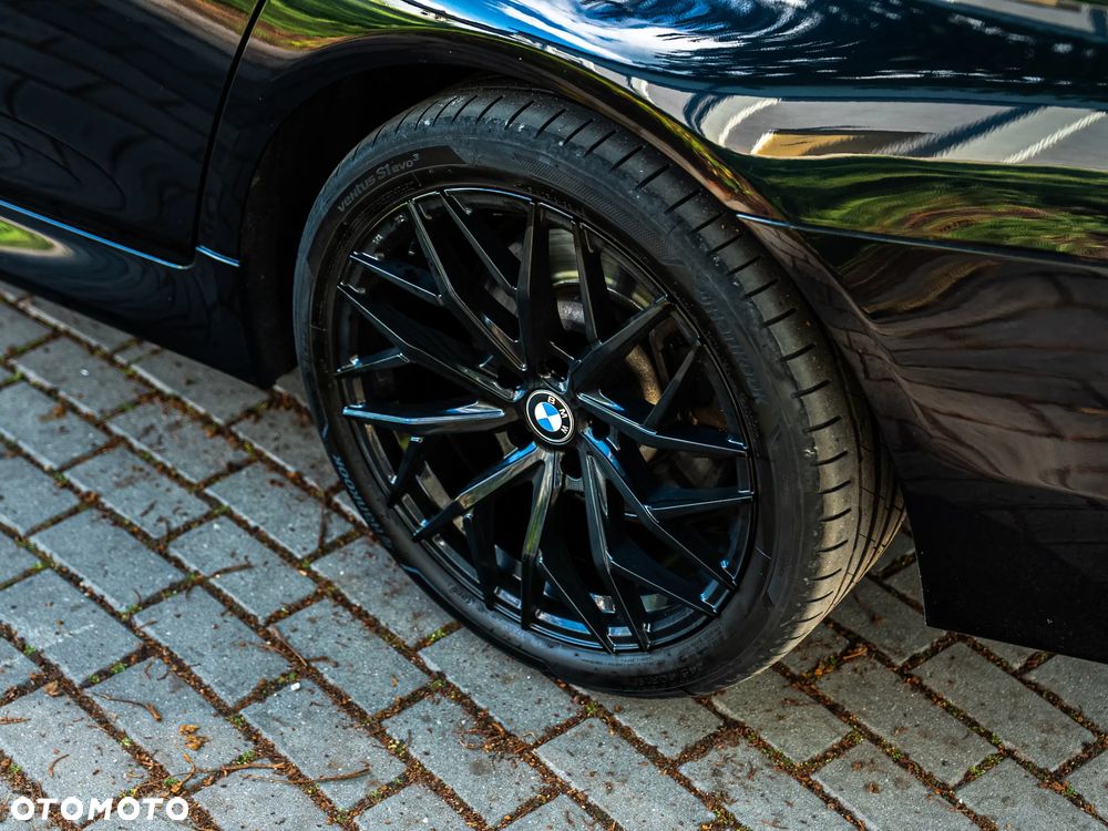 BMW Seria 5 - 12