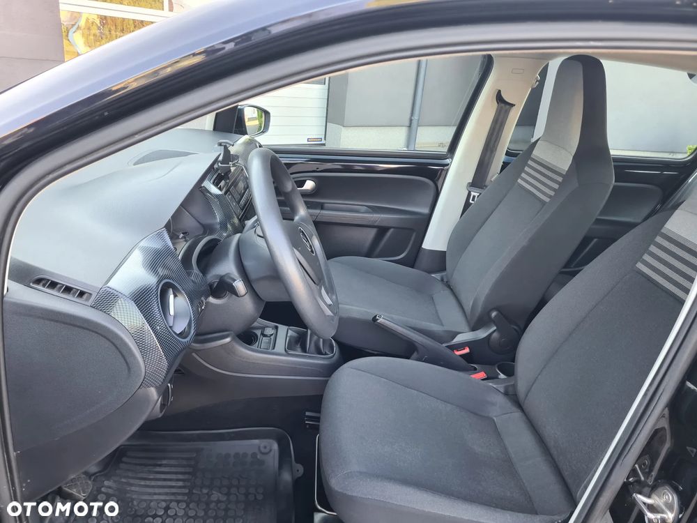 Volkswagen up! 1.0 Black Style - 10