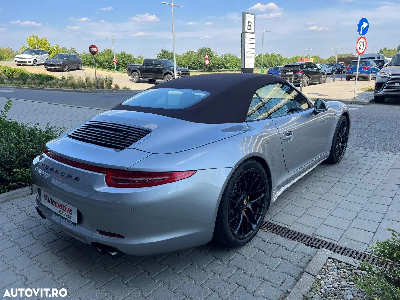 Porsche 911 Carrera 4 GTS Cabriolet PDK - 5