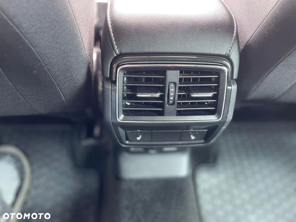 Skoda Karoq 1.5 TSI ACT DSG Clever - 18