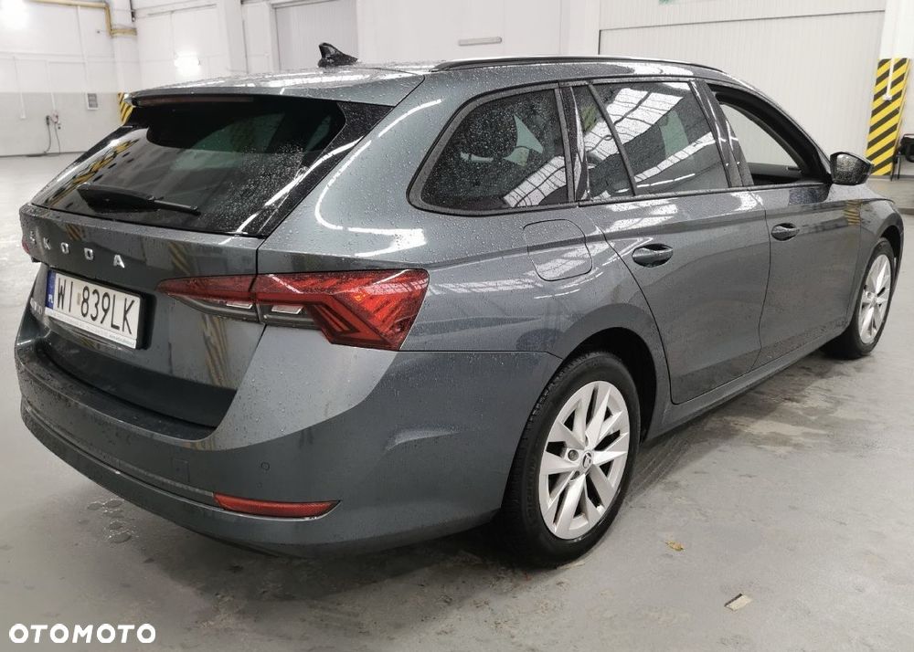 Skoda Octavia 2.0 TDI SCR Ambition DSG - 4