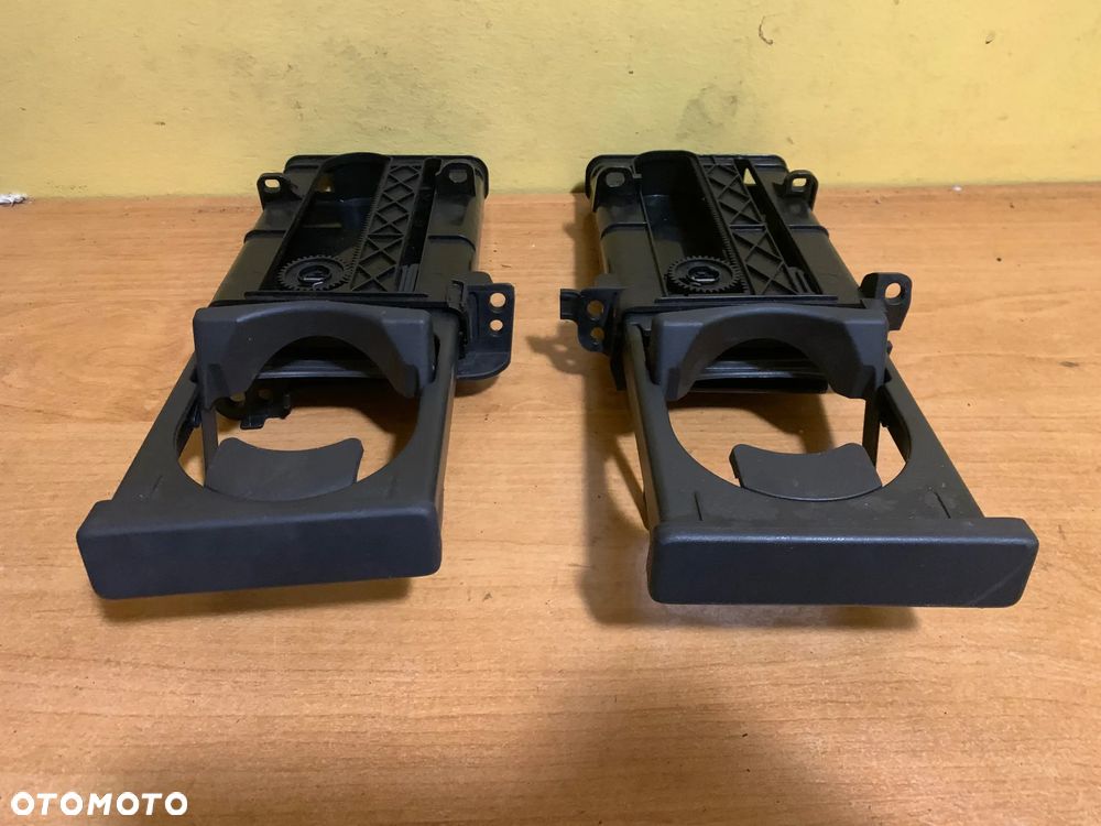 UCHWYT NA KUBEK CUPHOLDER TOYOTA AURIS I 55620-02090 55620-02110 - 1