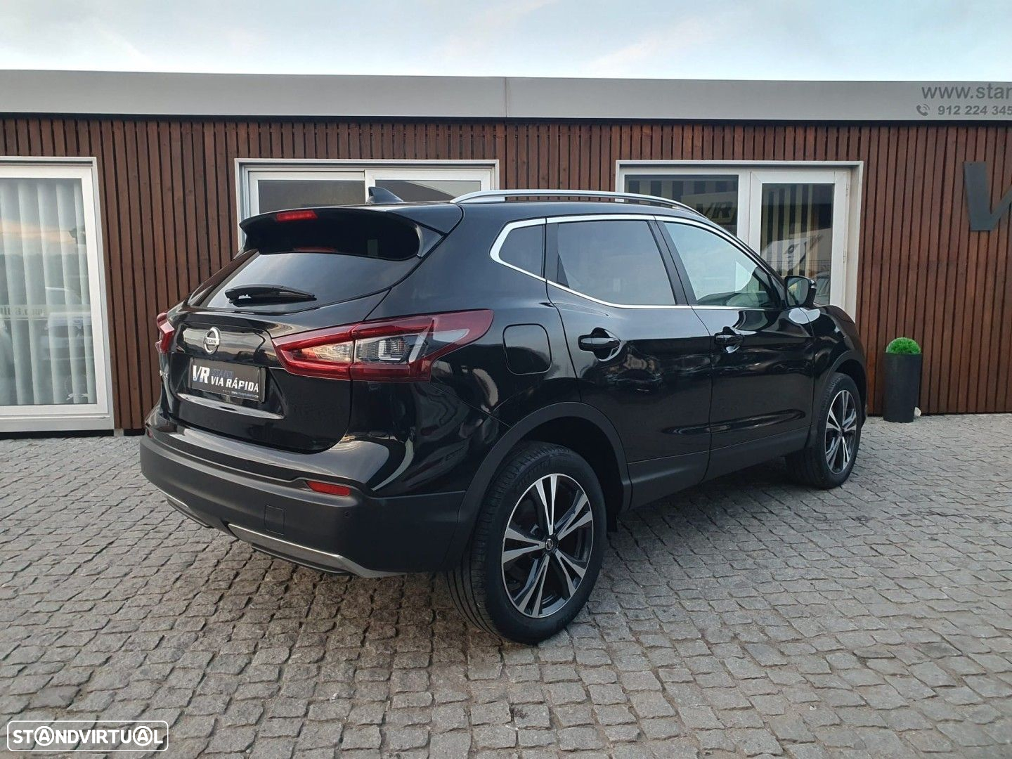 Nissan Qashqai 1.3 DIG-T N-Connecta J18 - 36
