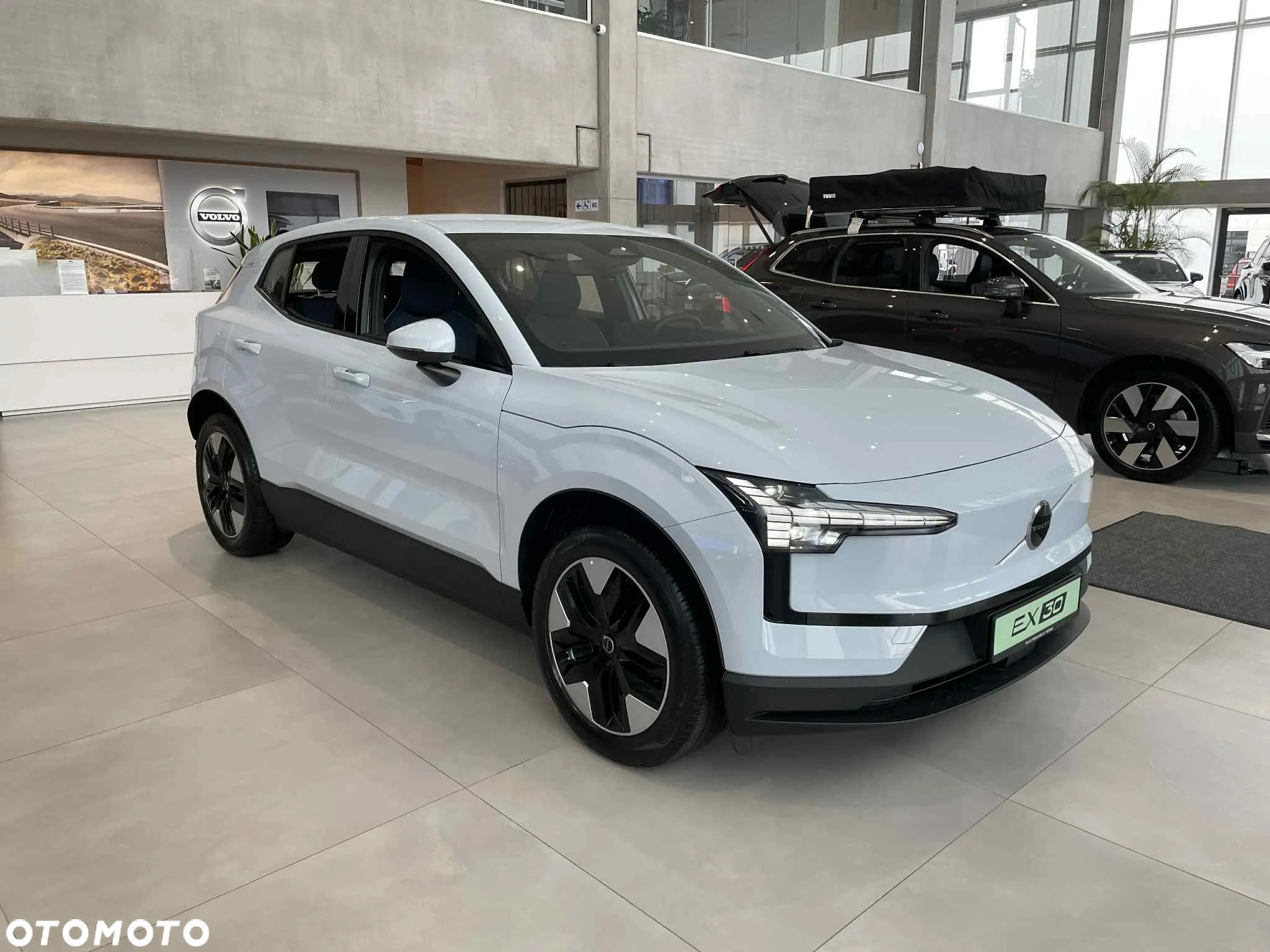 Volvo EX30 69kWh Single Motor Long Range Core - 2
