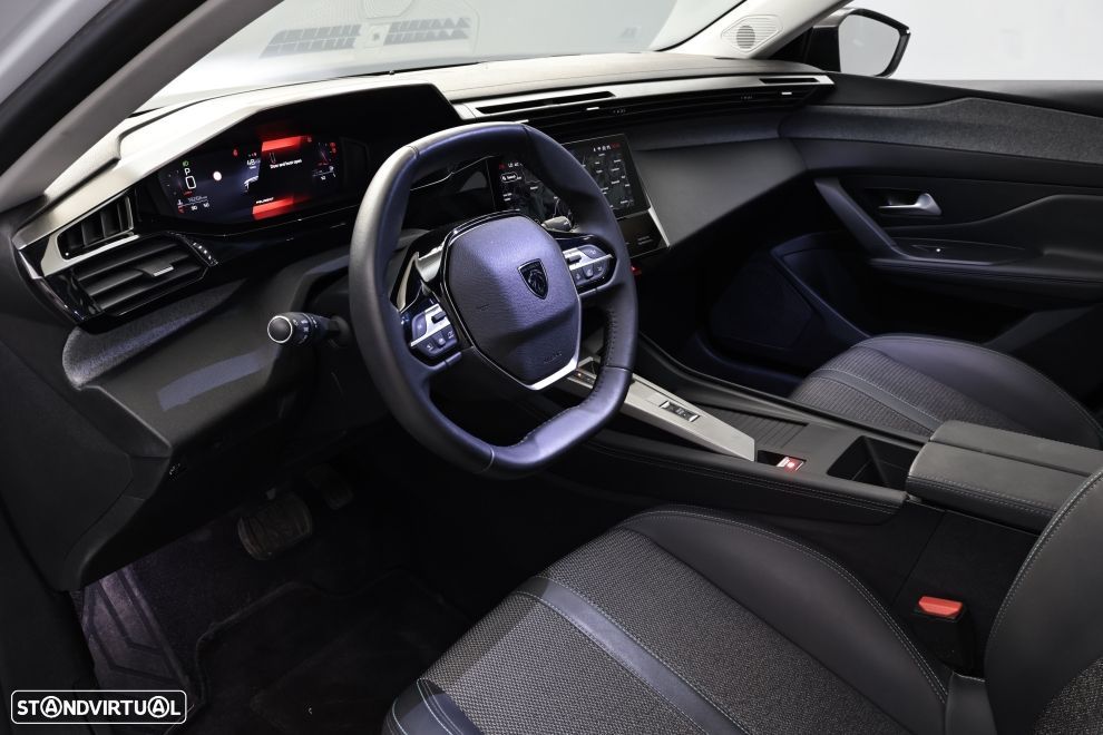 Peugeot 308 SW 1.2 PureTech Allure EAT8 - 23