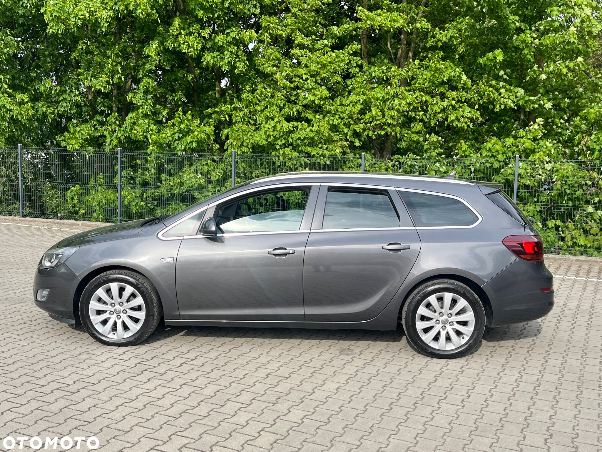 Opel Astra IV 1.7 CDTI Cosmo - 14