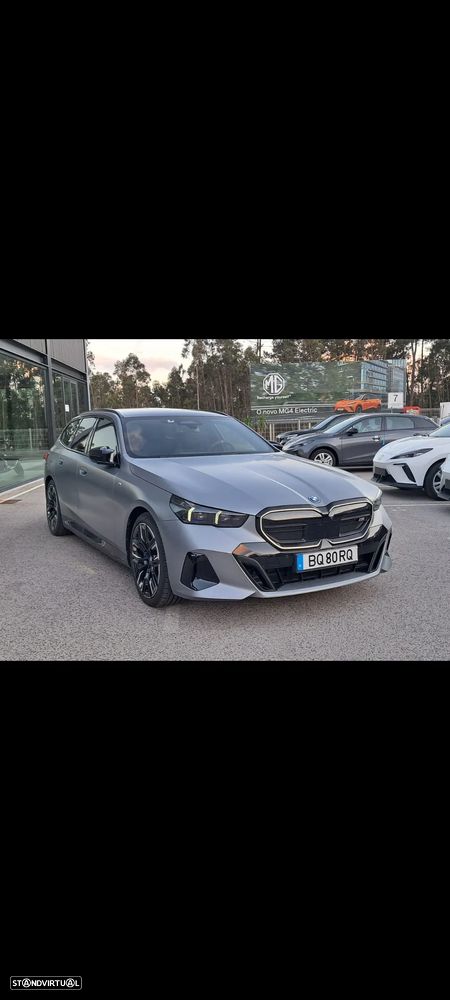 BMW i5 M60 xDrive Pack Desportivo M Pro - 3