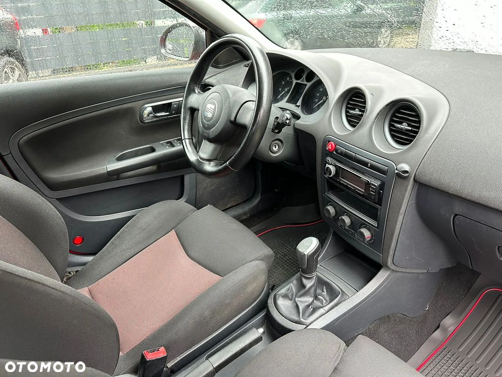 Seat Ibiza 1.4 16V Sport - 8