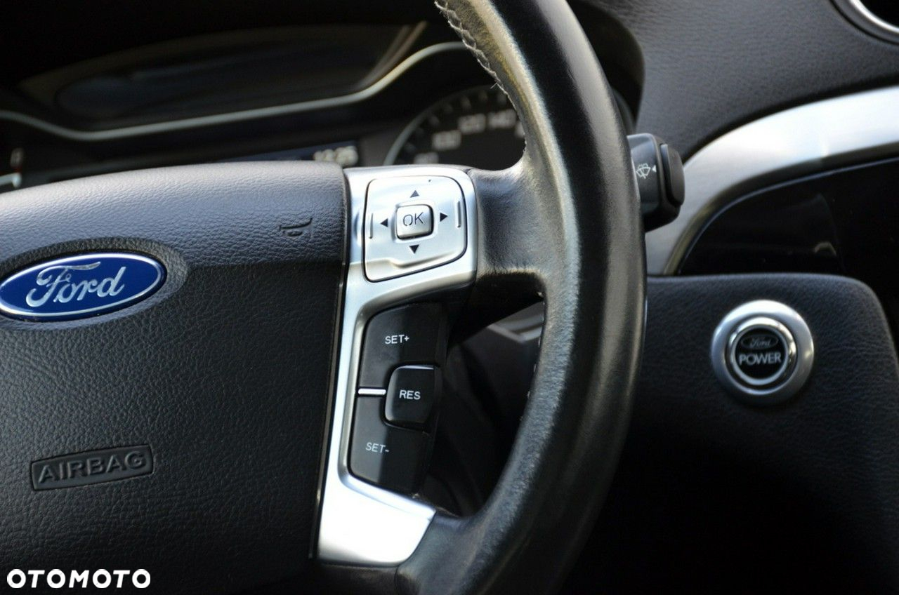 Ford S-Max - 37